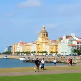 Recife dobra reservas de turistas estrangeiros no primeiro semestre de 2026,